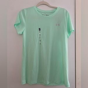 BRAND NEW Under Armour workout top